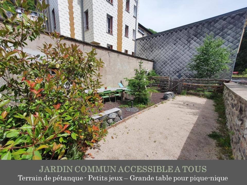 La Maison Des Familles 10 Appartements Mont-Dore Zewnętrze zdjęcie