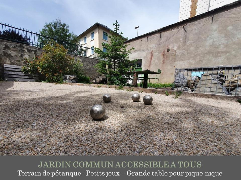 La Maison Des Familles 10 Appartements Mont-Dore Zewnętrze zdjęcie